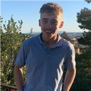 Professeur particulier de mathématiques depuis plus d'an, dispense des cours particuliers de la 6eme à la terminale.